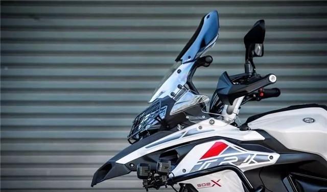 摩旅征服者，大排量 500km高续航，仅6.7s破百