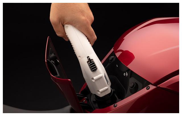 充电5分钟续航390公里？极速充电技术攻克 5年内推向市场