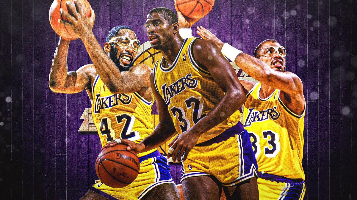 湖人浓眉强势回归内线统治力拉满攻防两端展现MVP级别表现