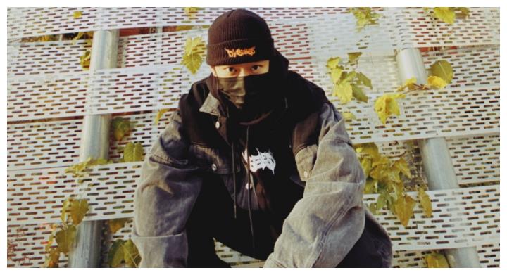 放弃rapper身份 取关杨和苏,福克斯已退活死人?