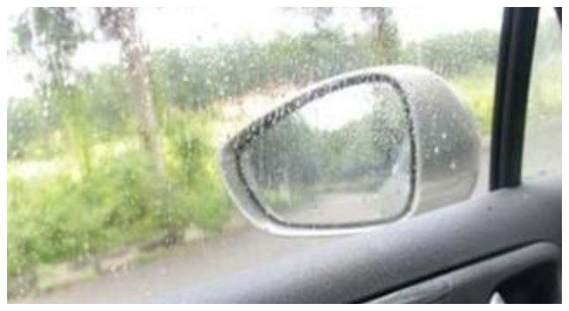 夏季雨太大,后视镜模糊不清,都是保养不到位惹的祸