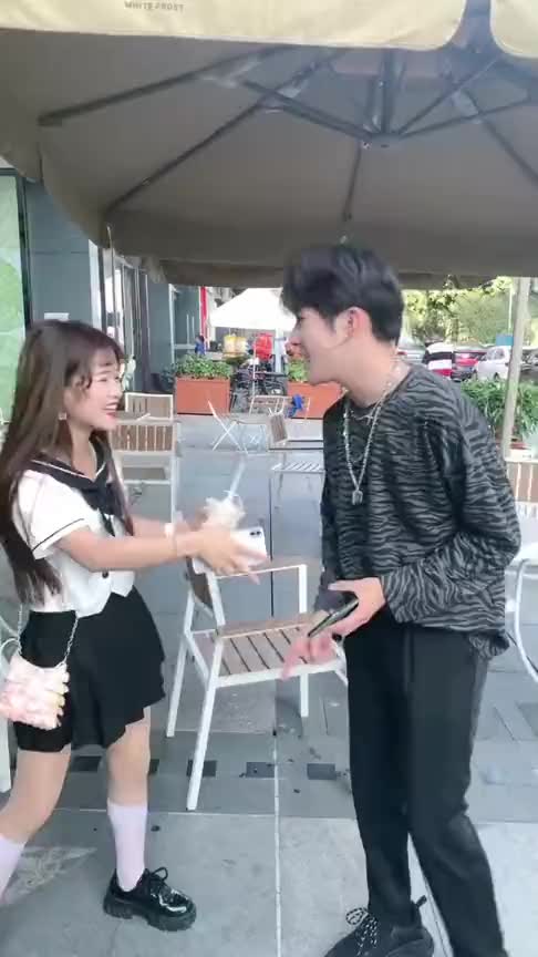 小婵猫就是接地气接下来的一幕就喜欢她这种性格