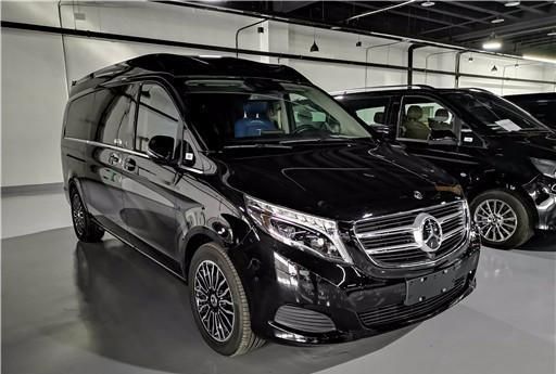 奔驰 V260L加长版改装实拍图 内部空间首次曝光