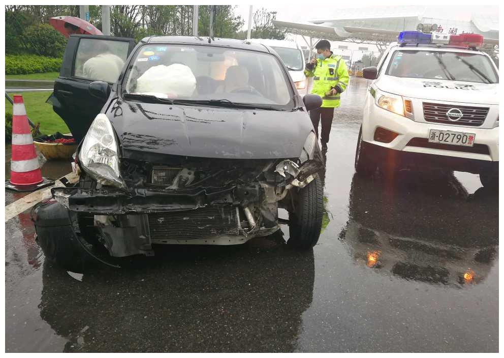 雨天行车须谨慎 这些细节要注意