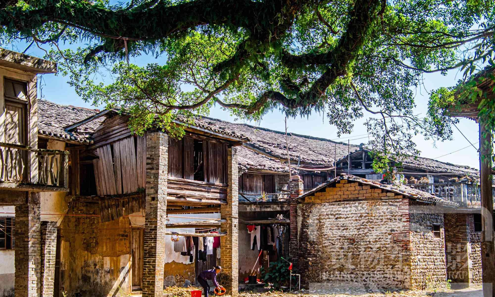 堆子前人口最少的村