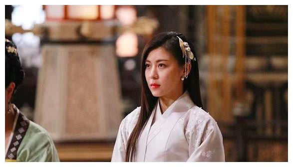 她是我国唯一的外国皇后,刚登上后位,就让儿子带兵灭掉母国休闲区蓝鸢梦想 - Www.slyday.coM 她是我国唯一的外国皇后,刚登上后位,就让儿子带兵灭掉母国休闲区蓝鸢梦想 - Www.slyday.coM