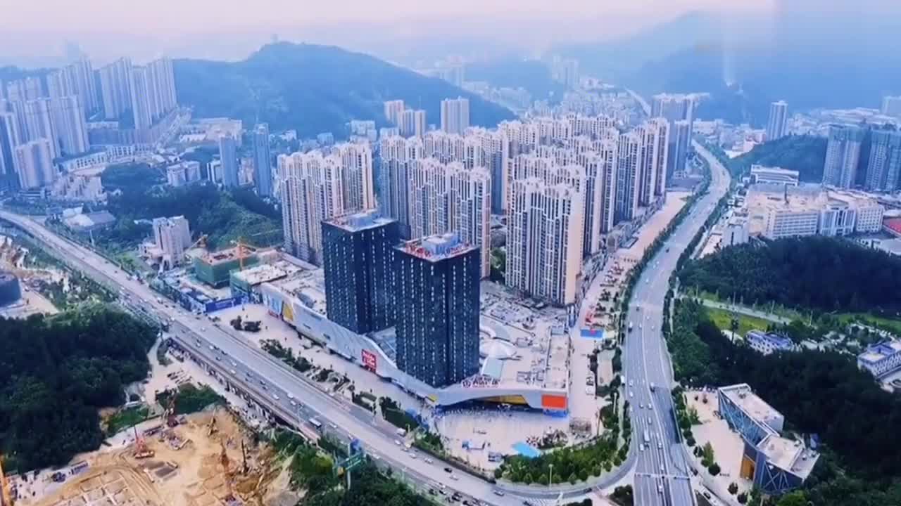从鄂西北边陲小镇到现代车城,航拍镜头下的湖北十堰