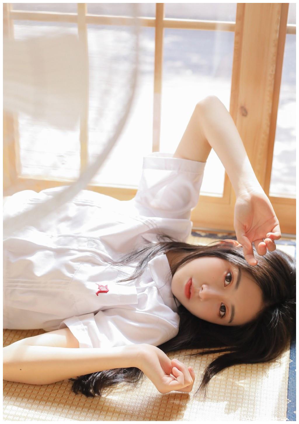 清纯少女,jk制服,小短裙,私房写真