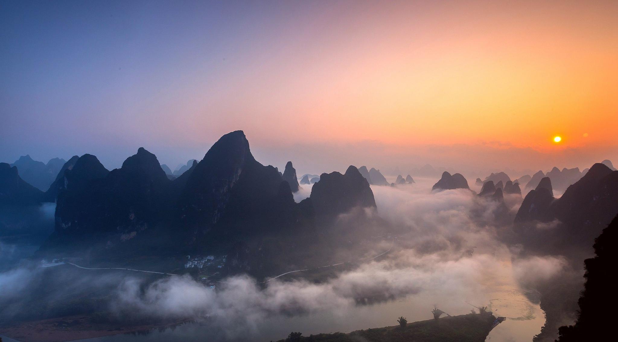 桂林山水绝对一道靓丽的风景n桂林山水日出