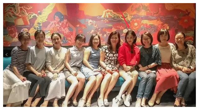看了黄圣依、张翰同学聚会照,才知道和明星做同学有多尴尬|黄圣依|同学 ...