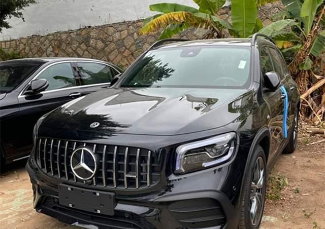 奔驰50万左右的suv,奔驰60万左右的suv 50万内奔驰最强7座suv!全新amg glb实车,全系四驱