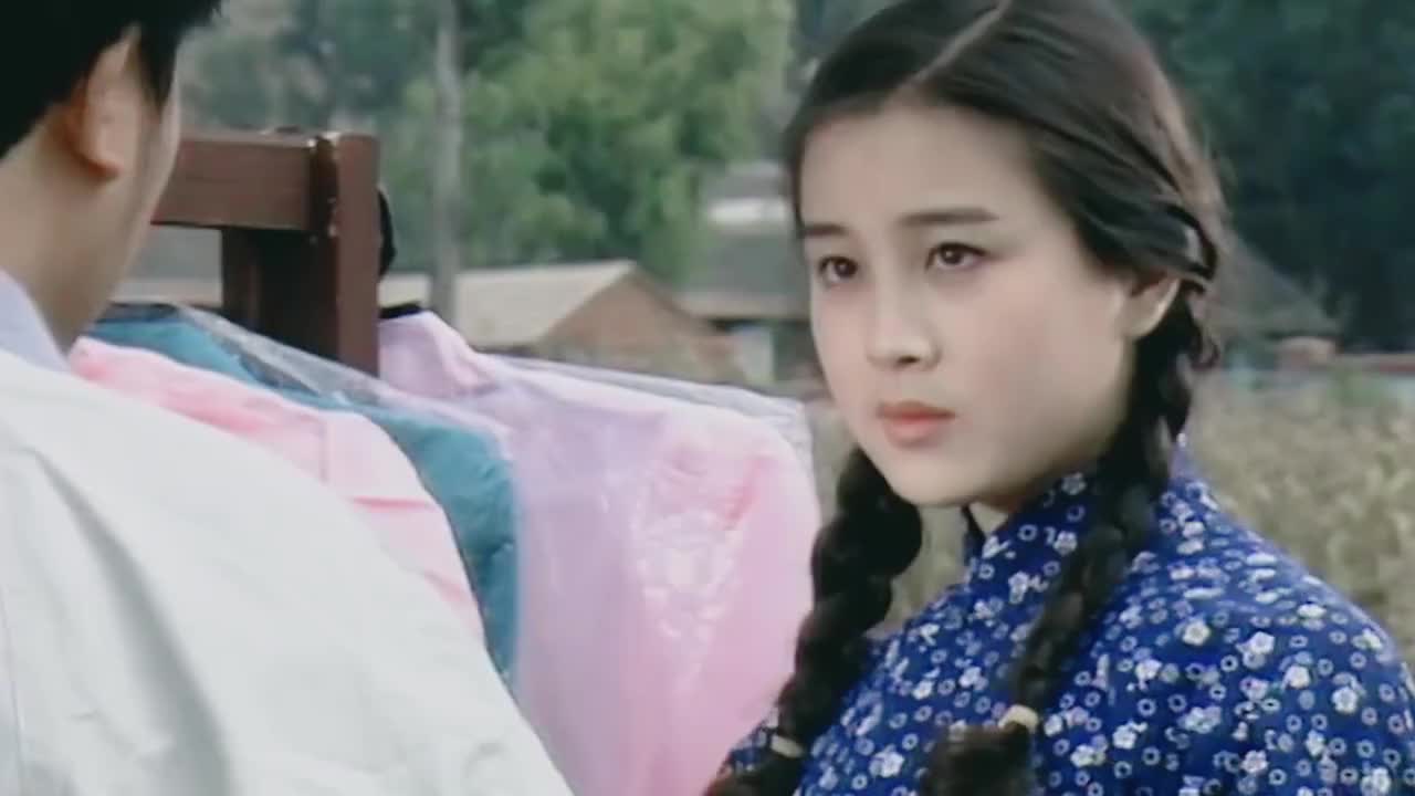 黎亚这首《泪珠还是雨滴》真好听,配上22岁的赵明明