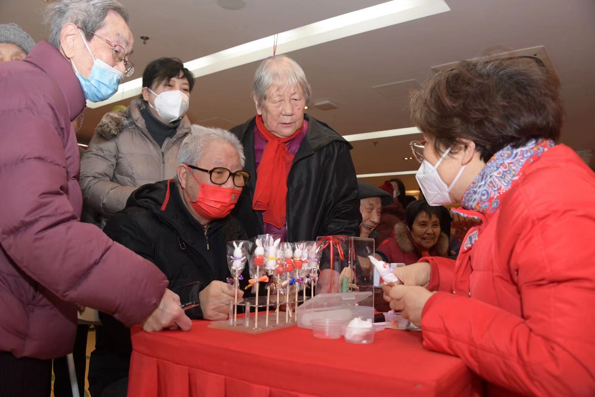 保健康送文化增智能强服务，上海杨浦区推进“品质养老”