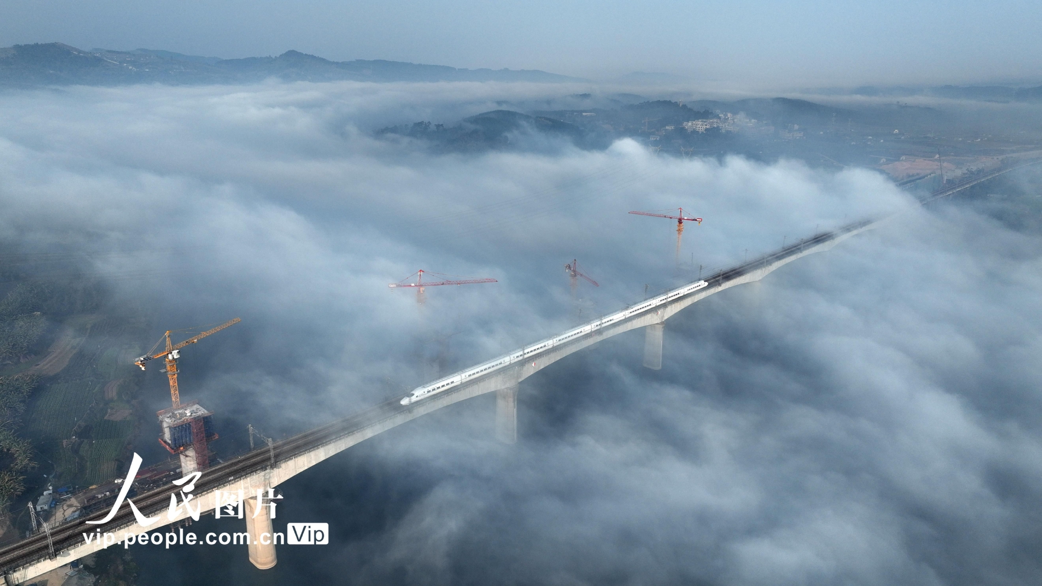 广西柳州:湘桂线柳江双线特大桥建设正酣|柳州市|广西壮族自治区|铁路|铁路线|动车组列车_新浪新闻