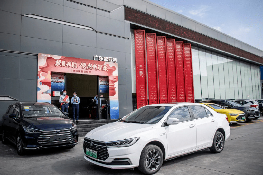 十一没有车展,买车如何获得优惠?休闲区蓝鸢梦想 - Www.slyday.coM 十一没有车展,买车如何获得优惠?休闲区蓝鸢梦想 - Www.slyday.coM