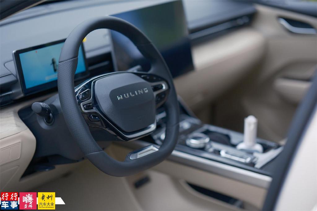 五菱缤果_五菱宏光和五菱荣光_五菱