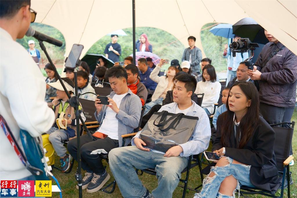 五菱宏光和五菱荣光_五菱缤果_五菱