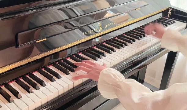 “我出国迫在眉睫”