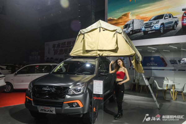 小姐姐带你逛2021新疆第十三届“12·12”冬季车展