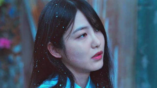 沉浸式复仇爽剧《黑暗荣耀》第一集