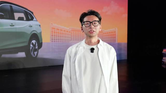 9.98万起，一汽奔腾悦意07上市，大厂一出手，就知有没有！