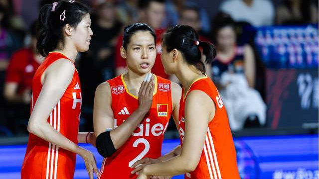 国际排联回避李盈莹话题！盛赞庄宇珊吴梦洁犀利，以王梦洁做封面