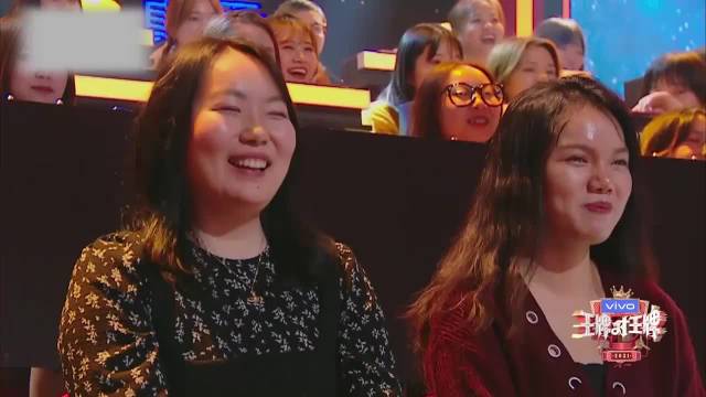 沈腾偷吃汉堡被发现,一本正经的胡说八道,笑到眼泪狂流丨王牌