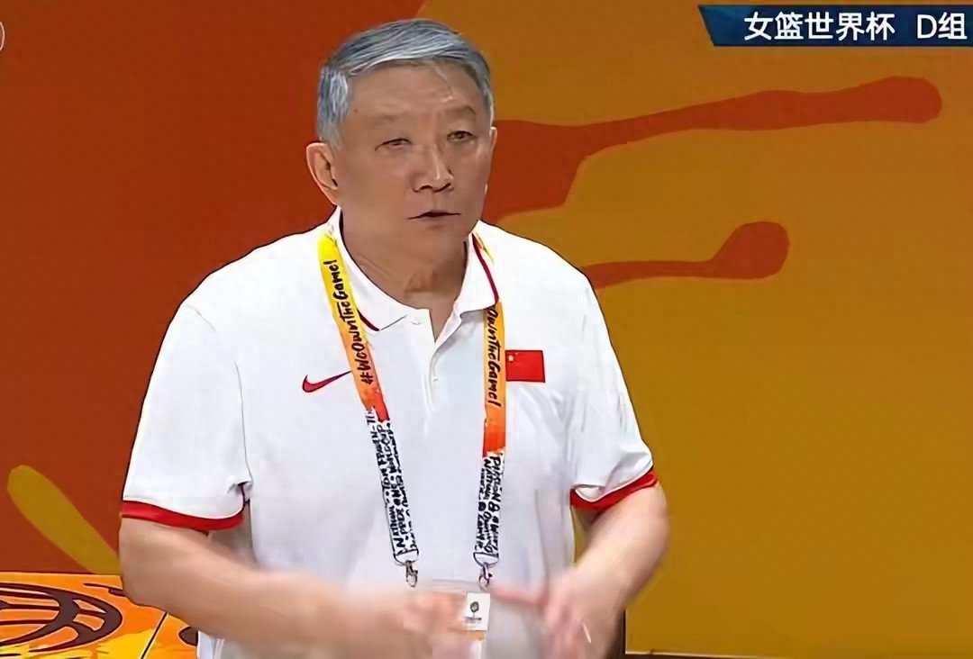 中国女篮74-70捷克：她得分最高、绝对定海神针！张子宇举步维艰