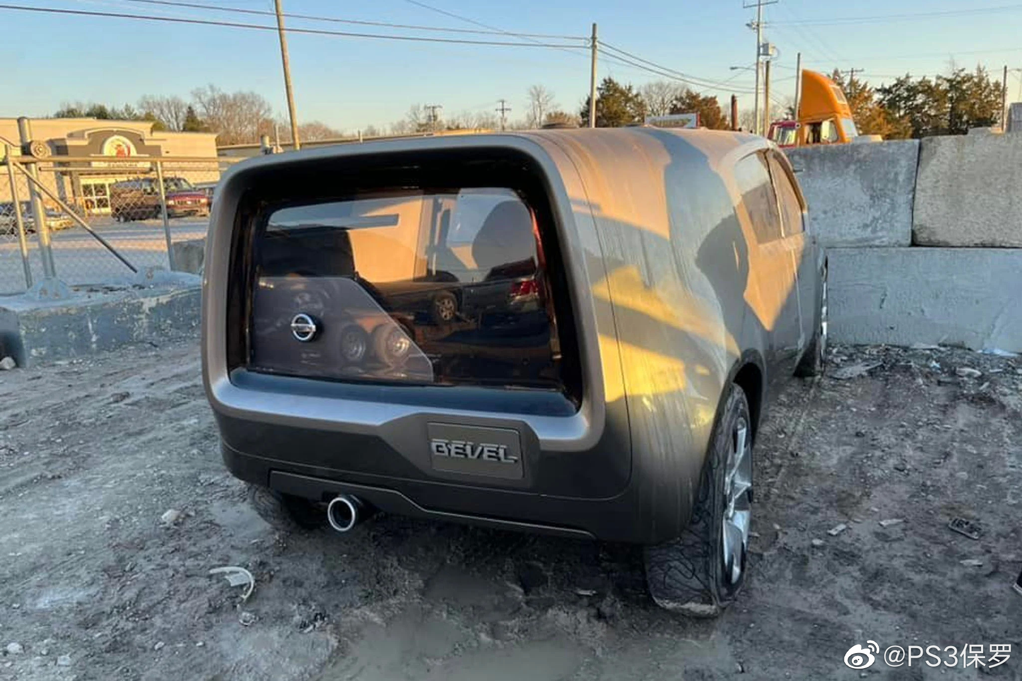 日产的概念车直接拿去销毁了