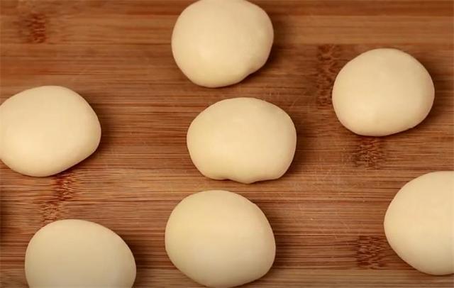 面粉别再蒸馒头了,教你馋嘴新做法,一包一卷,好吃到念念不忘休闲区蓝鸢梦想 - Www.slyday.coM 面粉别再蒸馒头了,教你馋嘴新做法,一包一卷,好吃到念念不忘休闲区蓝鸢梦想 - Www.slyday.coM