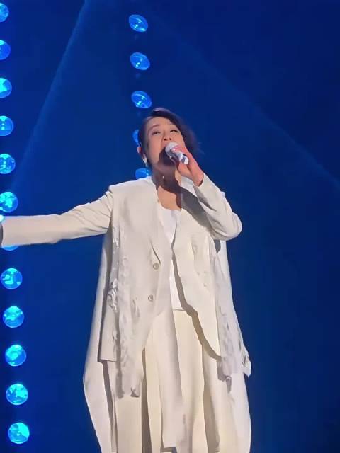 若早知是你，何必耗尽力气去错过