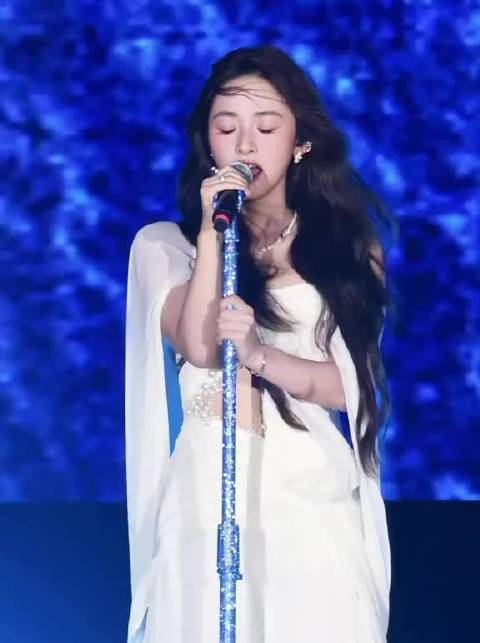 “需要你 我是一只鱼～”沈月《我是一只鱼》高清直拍来啦！