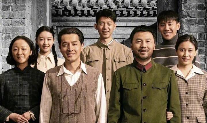 《抓特务》：命运的齿轮咕噜噜转