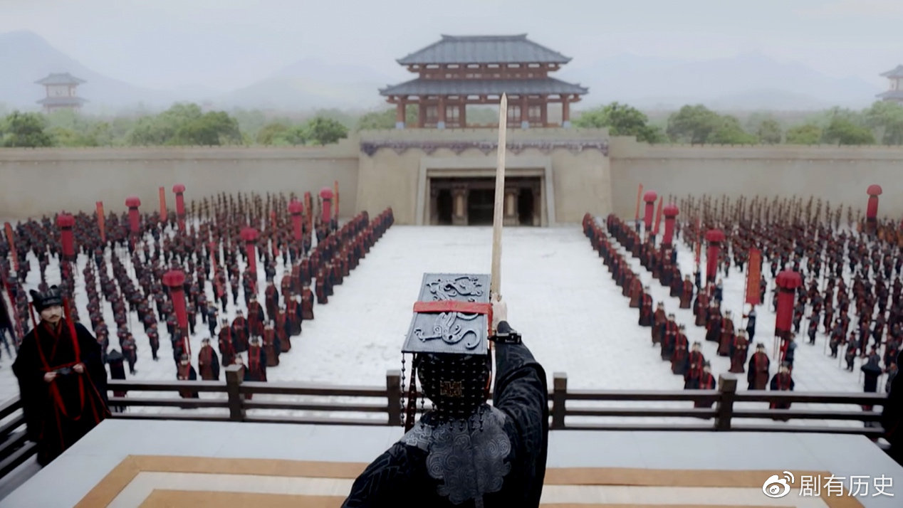 秦始皇从什么时候开始，正式亲政，开启了属于自己的权力之路（秦始皇何时亲政?）