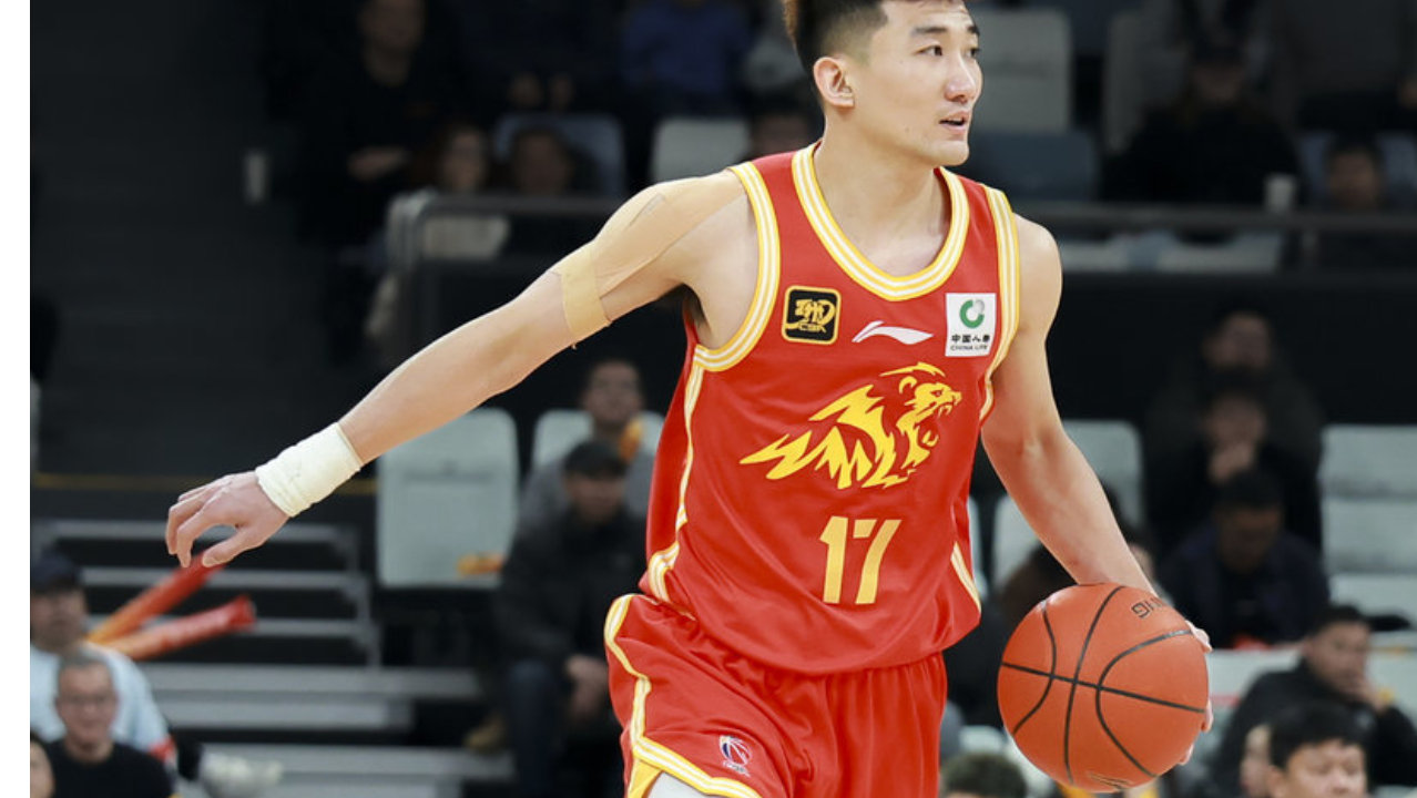 CBA杯：胡金秋缺席广厦逆转大胜天津 孙铭徽仅7+6布朗20分