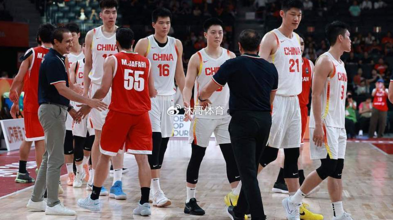 憾失铜牌！亚运男篮季军战中国70-79不敌伊朗 位列第四创队史次差战绩