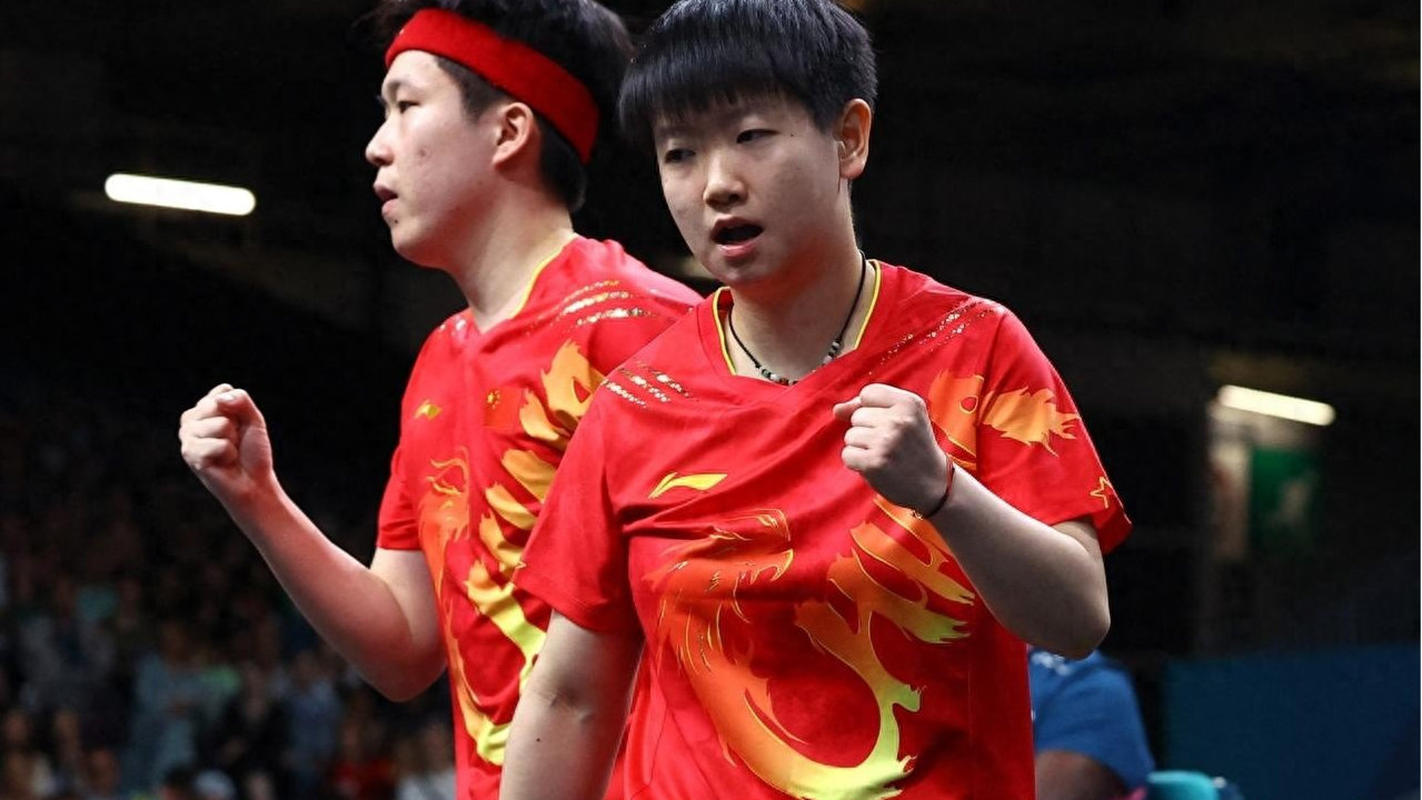 孙颖莎香港总决赛混双暗藏大危机，女单夺冠有危险，想起邓亚萍那