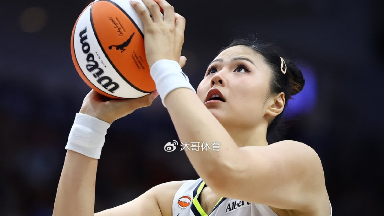 WNBA 常规赛:飞翼20分大胜太阳 李月汝末节高效登场斩6分2抢断
