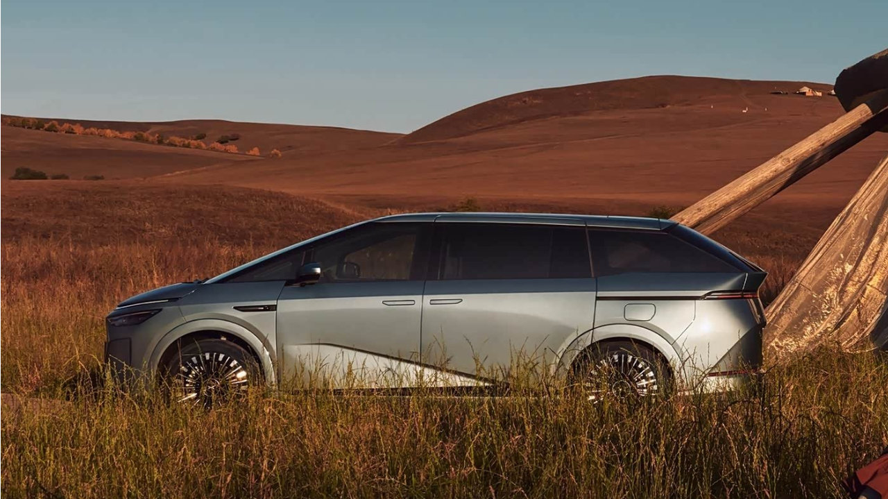 增程配63度大电池，纯电续航452km，长超5米3，这台MPV太狠了！