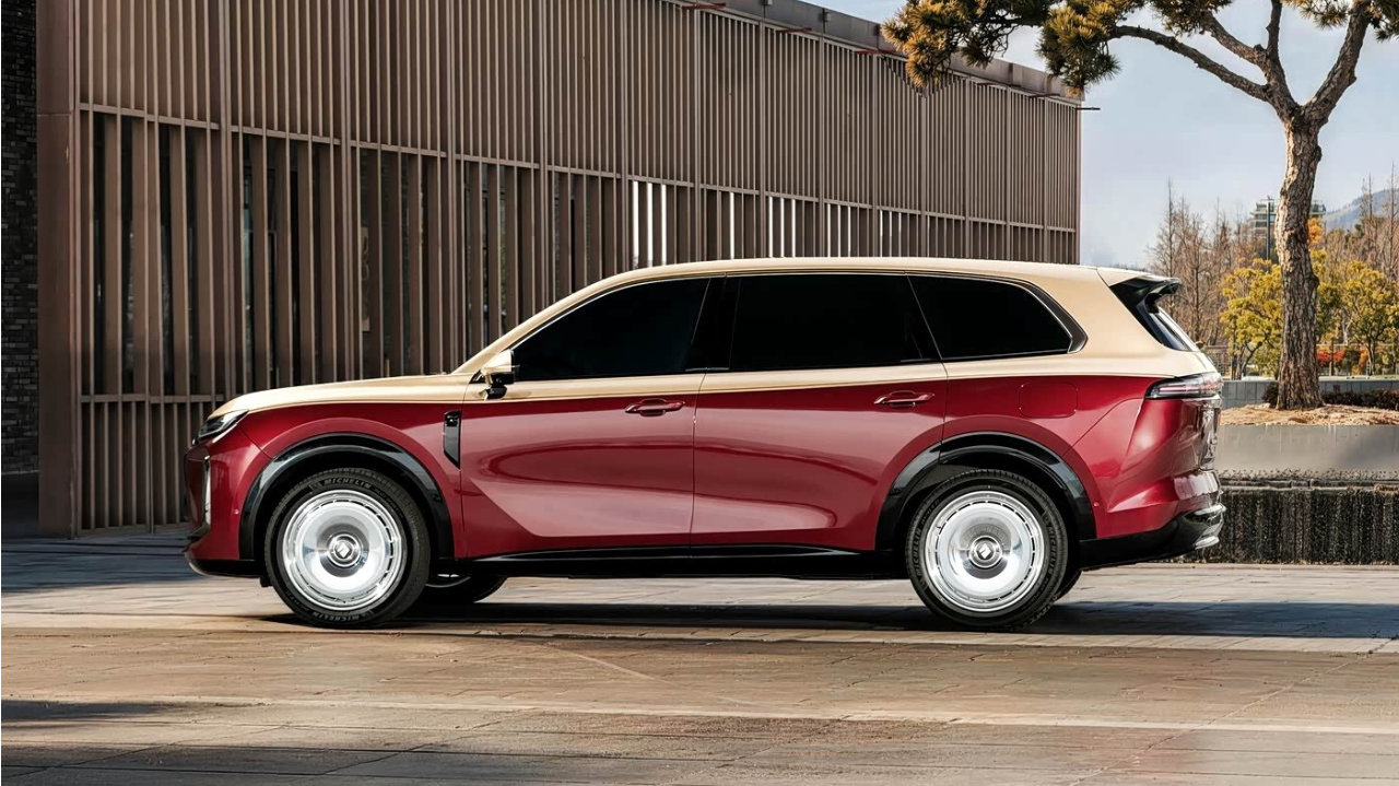 五菱：我和华为造了台D级SUV，配鸿蒙座舱+乾崑智驾，价格还不贵