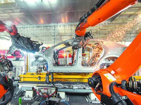 “百万”背后 “汽”势磅礴看合肥