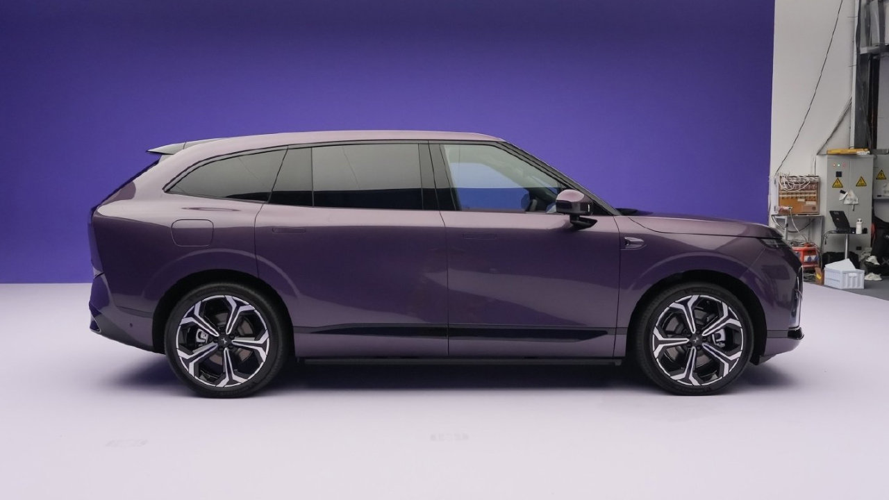 小鹏造了台大SUV，长超5米1，续航1602km+零重力座椅，23.18万起