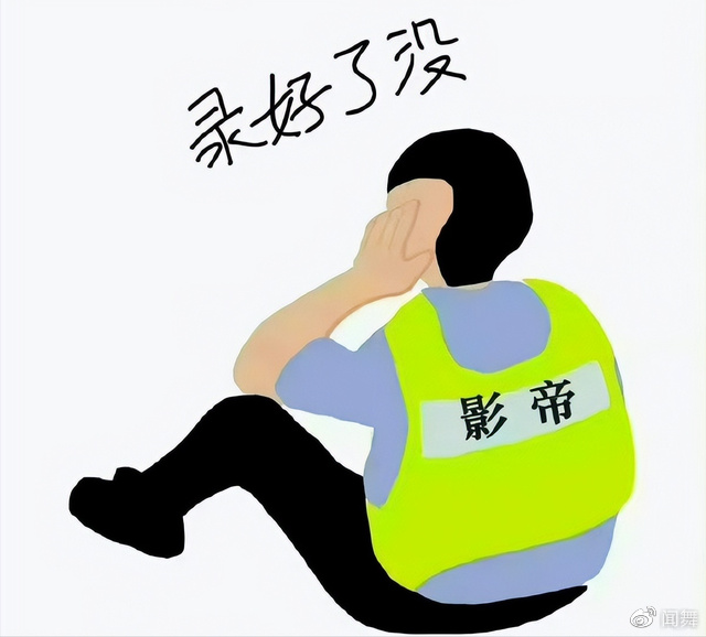 70岁老人扇向民警的一巴掌，算不算“袭警罪”？