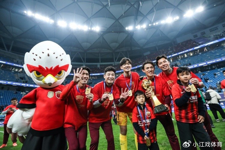 最新中超身价！海港新核暴涨150万欧，克雷桑缩水，武磊跌至50万