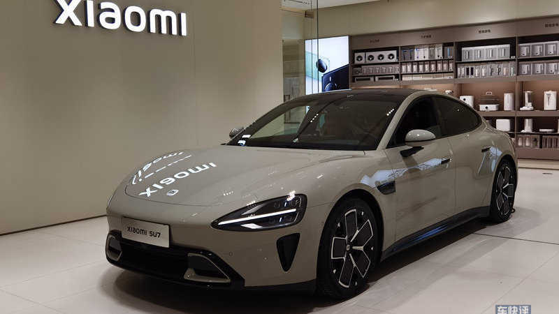 小米SU7二手车价格崩已经了，小米YU7二手车还能加价多久？