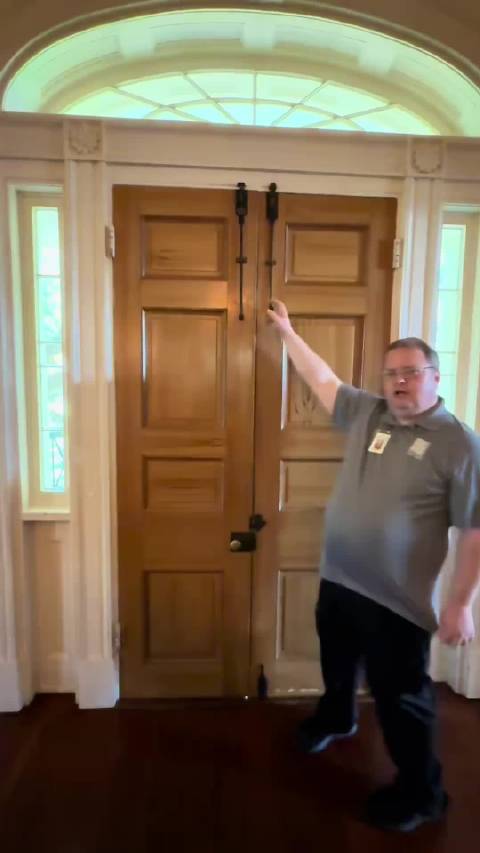 亚瑟摩根和我都觉得这里棒极了 是 阿甘正传Forrest Gump是 乱世佳人Gone