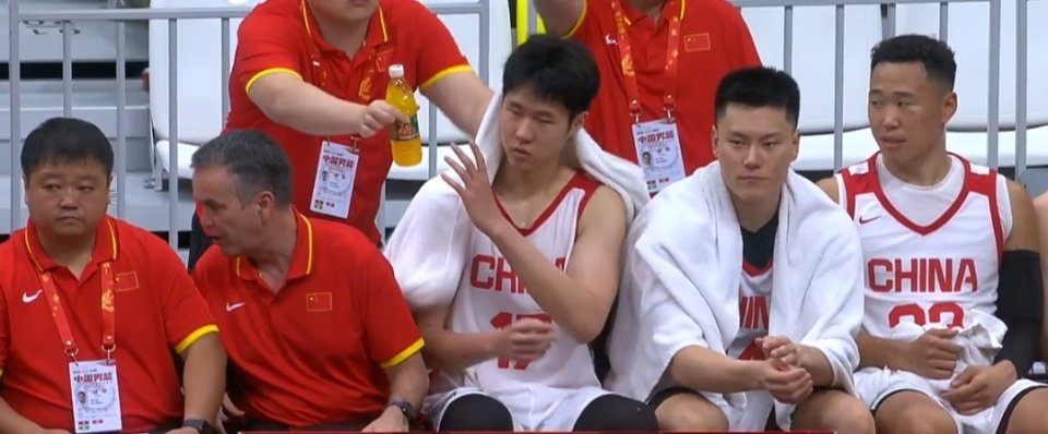 中国男篮vs乌拉圭二番战前瞻：王俊杰、胡明轩状态能否回暖？