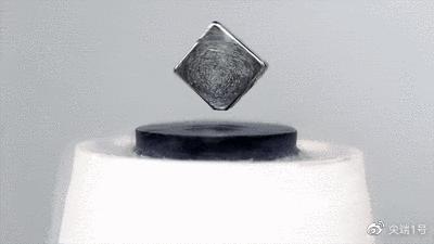 金属玻璃有磁性吗