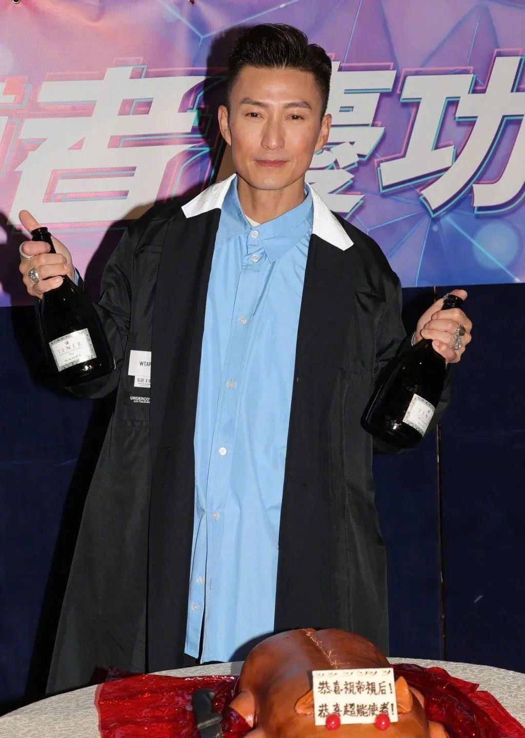 大搞庆功宴!TVB两位视帝直言想追生儿子,刘佩玥拿奖后倍感压力休闲区蓝鸢梦想 - Www.slyday.coM 大搞庆功宴!TVB两位视帝直言想追生儿子,刘佩玥拿奖后倍感压力休闲区蓝鸢梦想 - Www.slyday.coM
