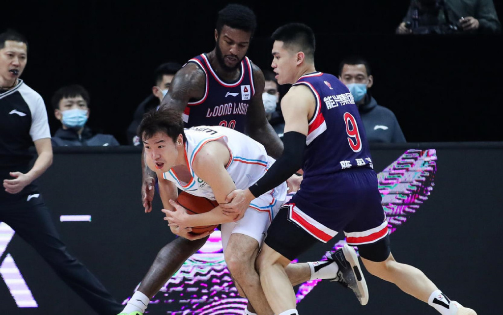 效率大幅度下滑,陈盈骏这个赛季出了什么问题?1 效率大幅度下滑,陈盈骏这个赛季出了什么问题?